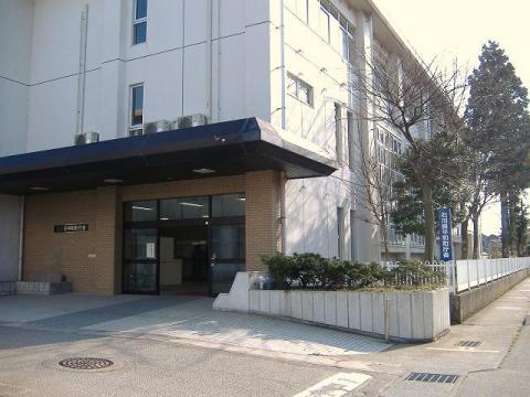 石川県平和町庁舎