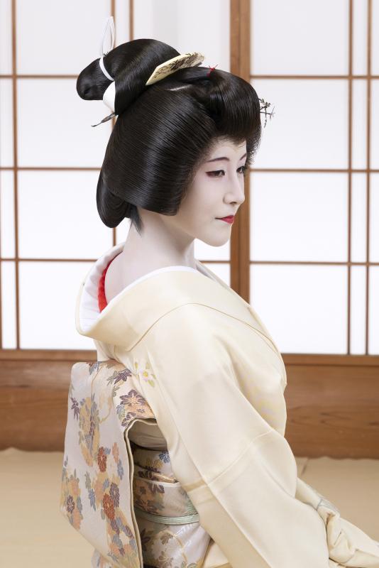 芸妓1
